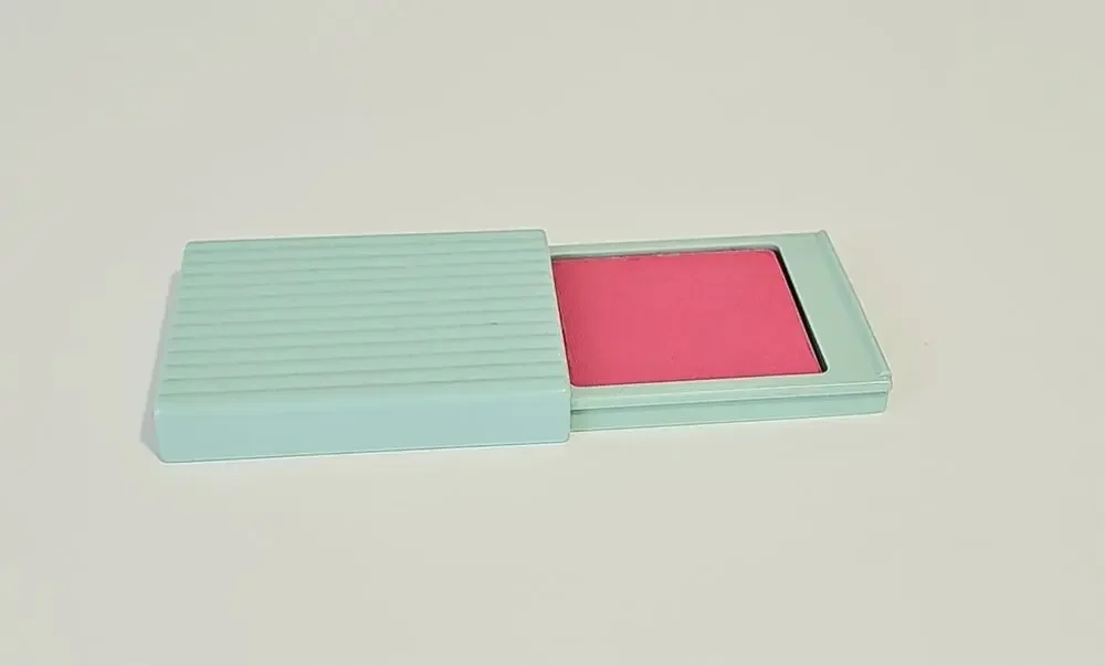 Estee Lauder Tender Blusher Beautiful Pink .15 oz. Blush Made in USA